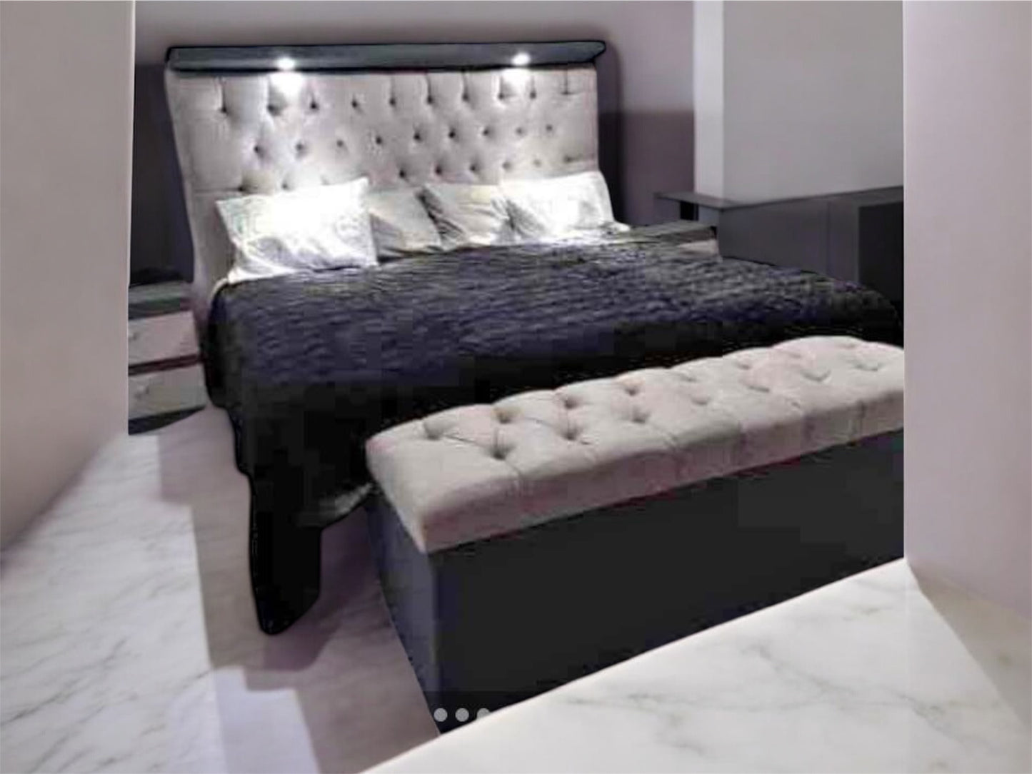 Recamara Matrimonial Capitoneada Moderna- CAVA