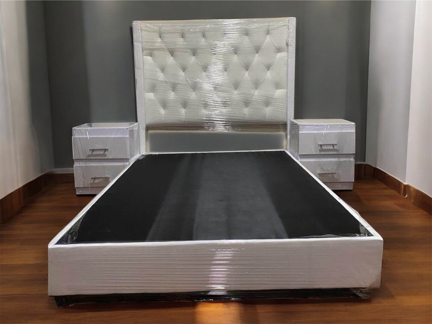 Recámara Capitoneada blanca moderna- CAVA